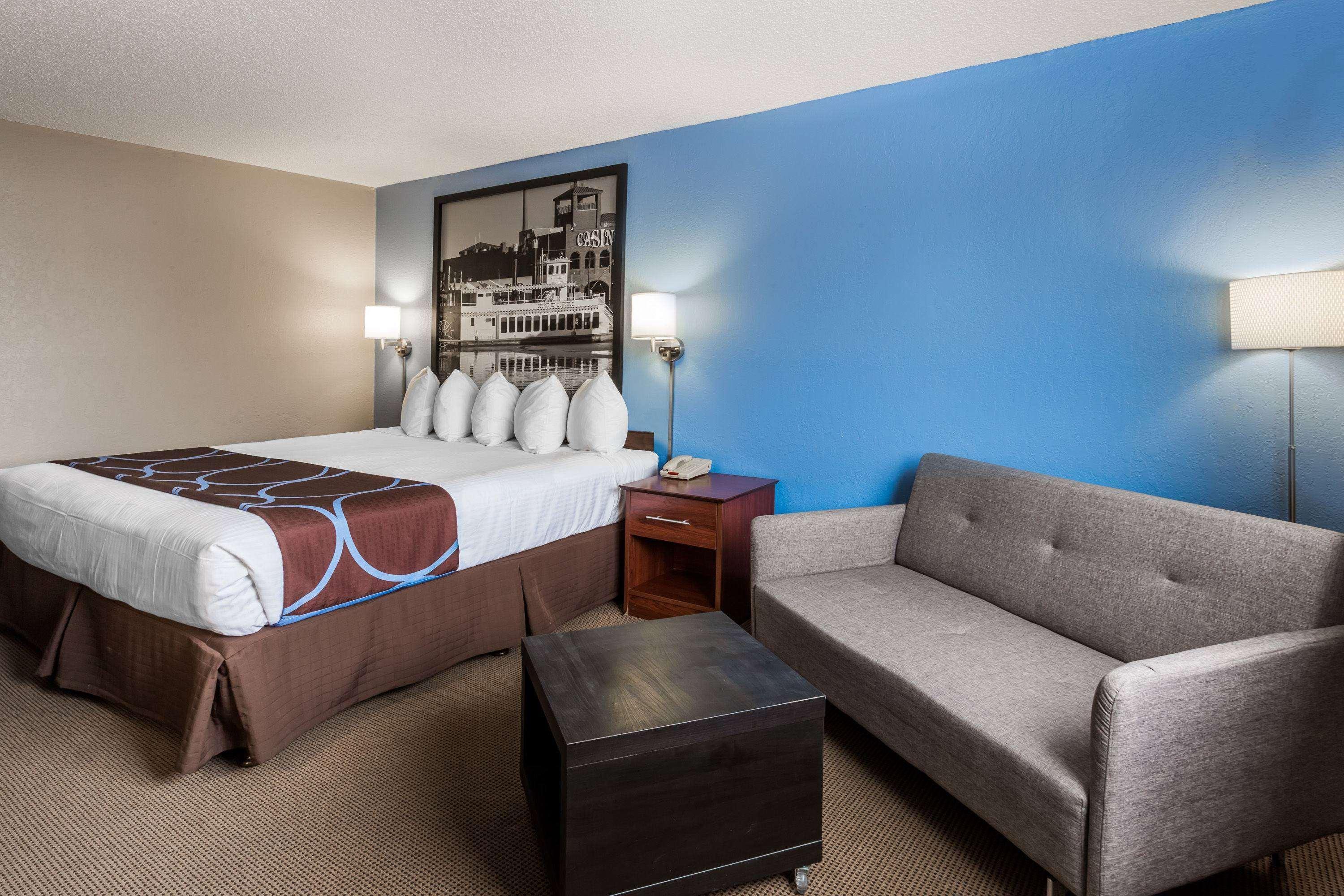 Super 8 By Wyndham Dubuque Motel Kültér fotó